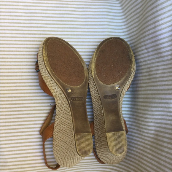 Nurture Amazing fun stylish platform wedges! Fun for vacations, beach! - Picture 6 of 7